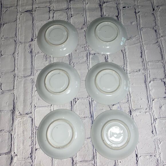 Vintage Moriage Dragonware Porcelain Tea Cups and Saucers (6) - Picture 9 of 12